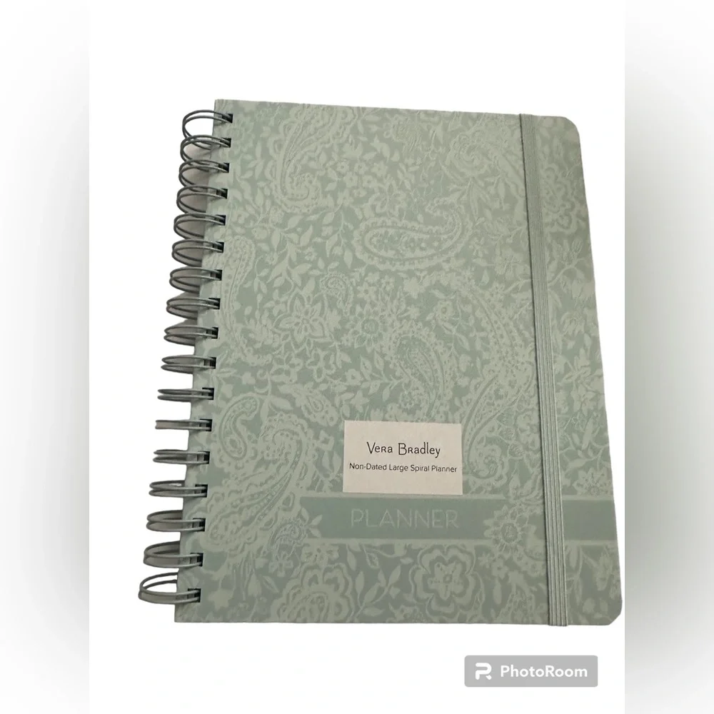 Vera Bradley Non- Dated Spiral Planner in Eden Paisley Mint